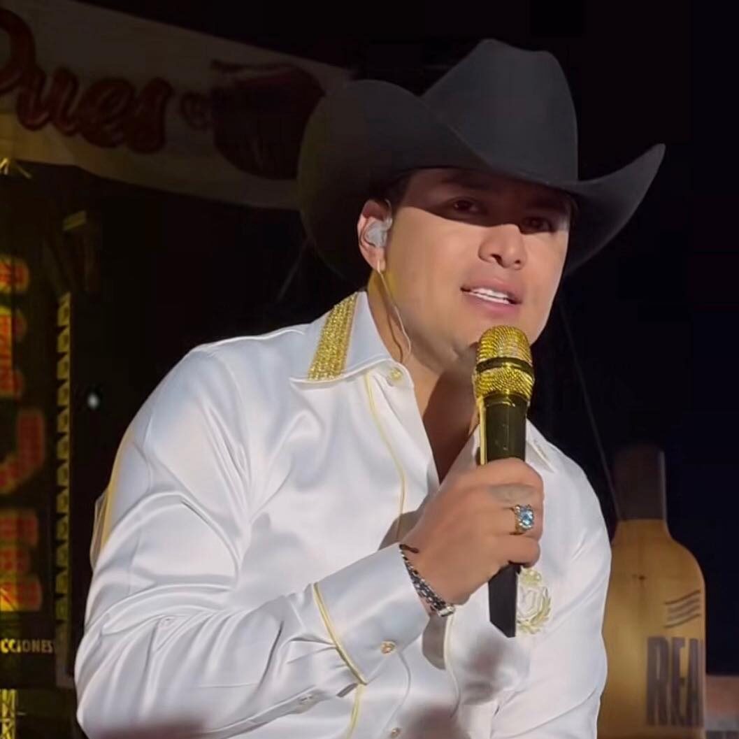 Falleció Yeison Jiménez cantante y compositor colombiano del genero de la Música Popular Colombiana.